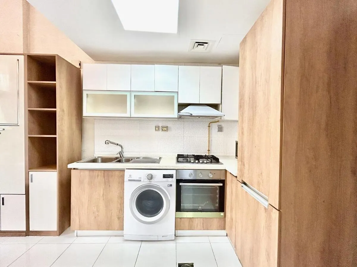 Apartment Homes2Retreat - Glamz Haven Stylish Studio With Balcony Dubai
