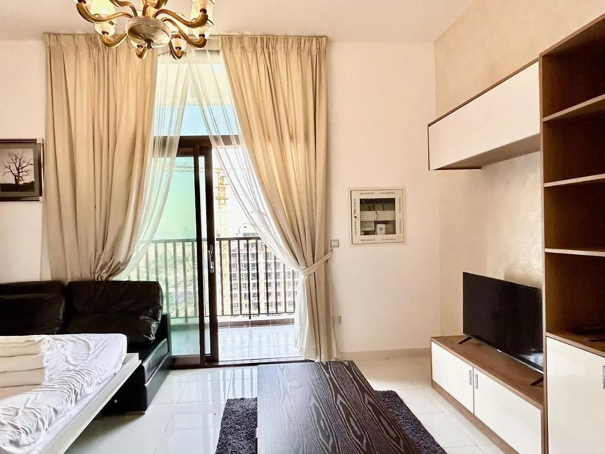 Homes2Retreat - Glamz Haven Stylish Studio With Balcony 두바이 아랍에미리트